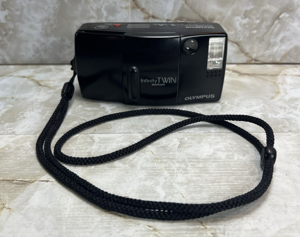 Olympus Infinity Twin Quartz Date AF 35mm 70mm Weatherproof Camera Tested Japan
